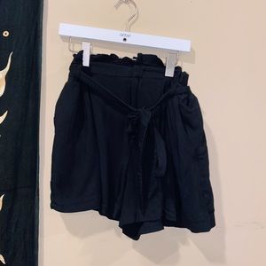 black flowy shorts